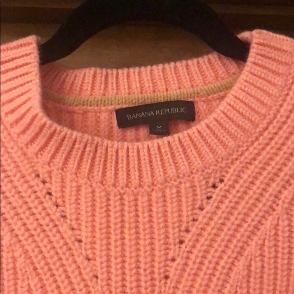 Banana Republic chunky pink / peach sweater size M - Picture 2 of 4